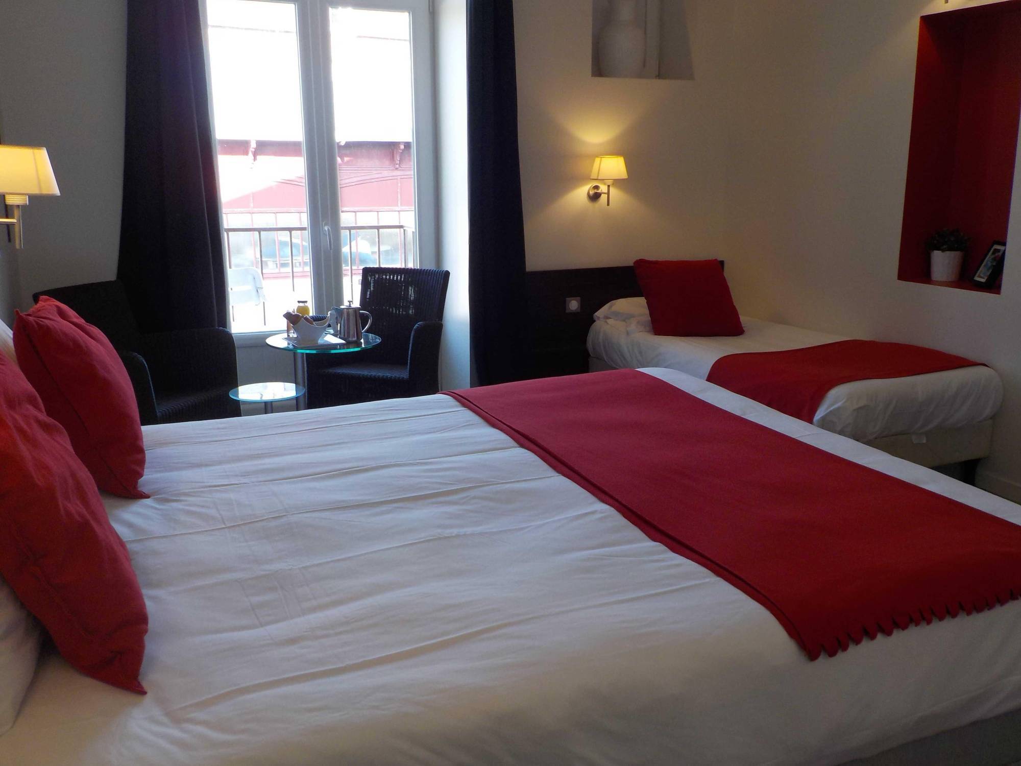 Hotel De Bretagne Dol Centre Ville - Hotel Et Restaurant Dol-de-Bretagne Eksteriør billede